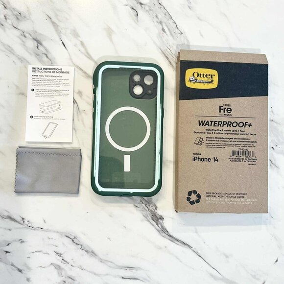 OtterBox FRĒ Series Waterproof Case MagSafe iPhone 14 Green Durable Design - Picture 1 of 7